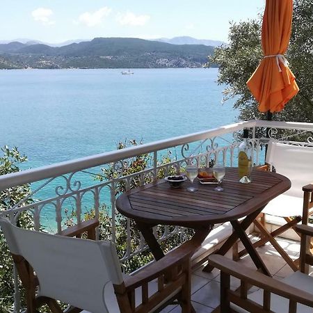 Tzeni Villa Lygia  Luaran gambar