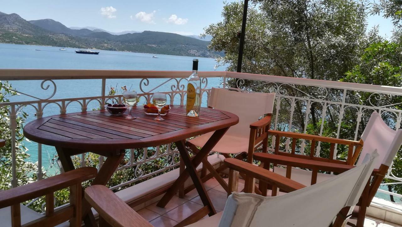 Tzeni Villa Lygia  Luaran gambar