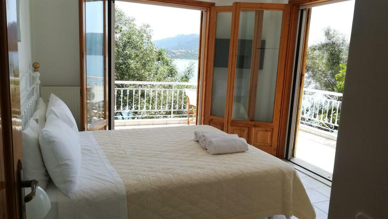 Tzeni Villa Lygia  Luaran gambar